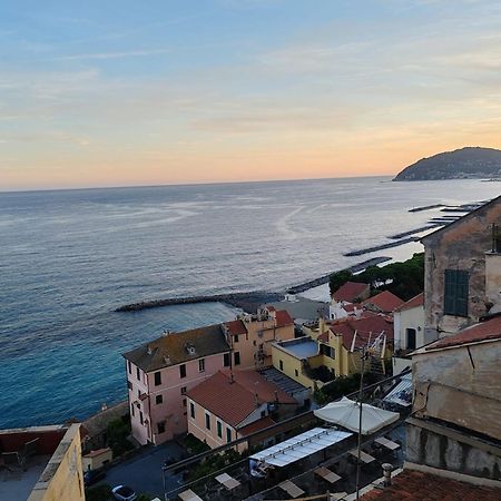 Appartamento Vista Mare Albenga Exteriör bild