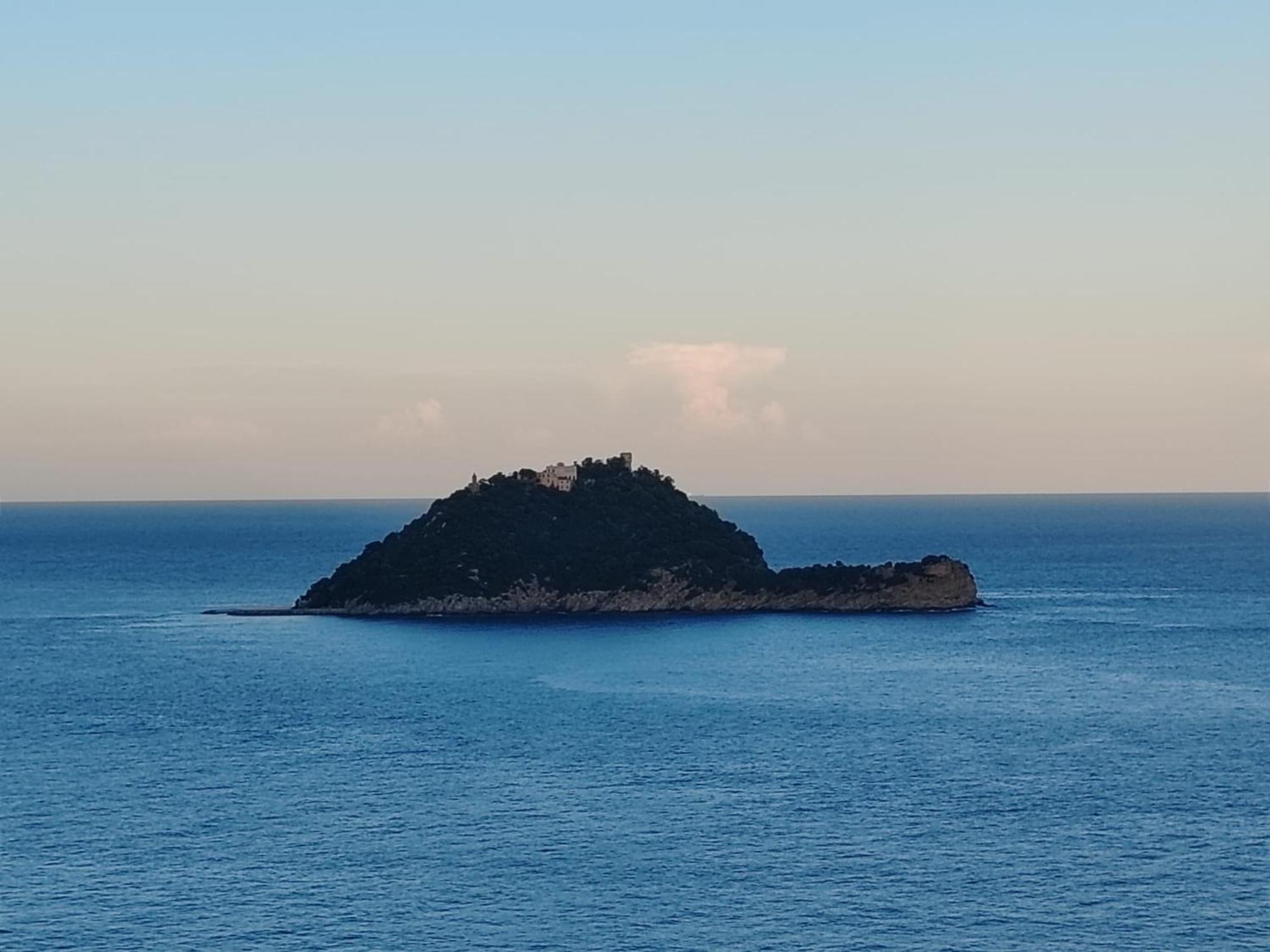 Appartamento Vista Mare Albenga Exteriör bild
