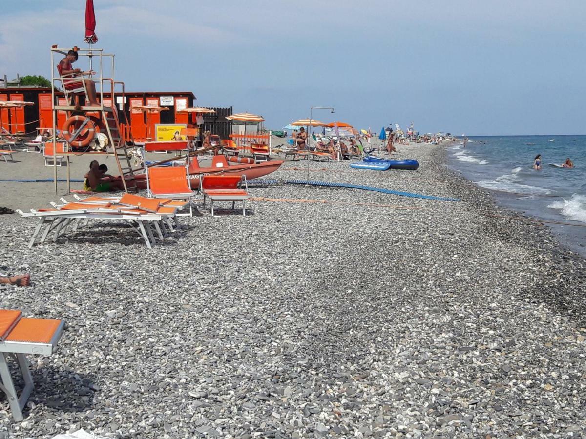 Appartamento Vista Mare Albenga Exteriör bild
