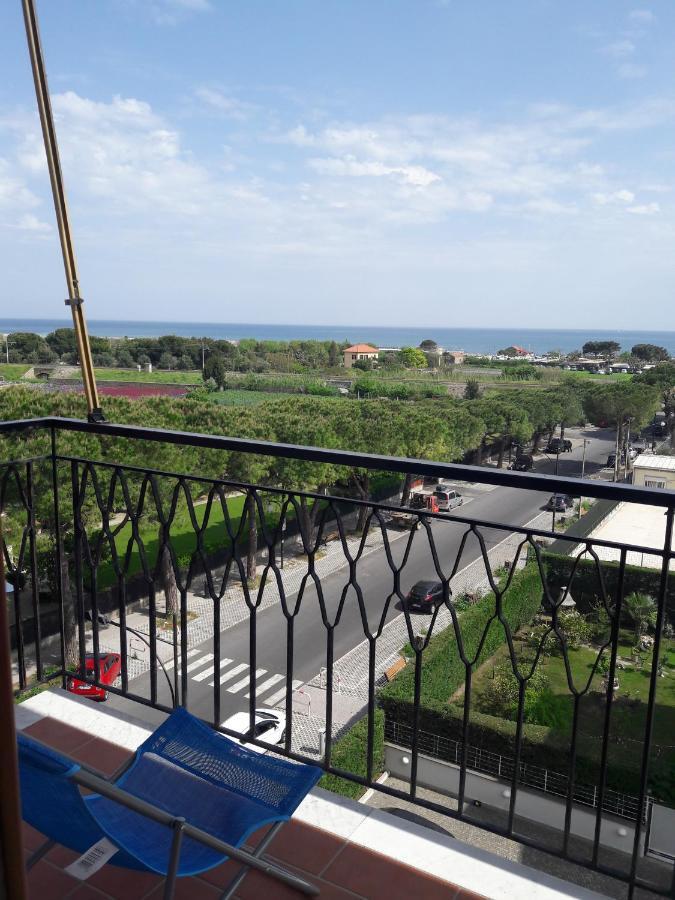 Appartamento Vista Mare Albenga Exteriör bild